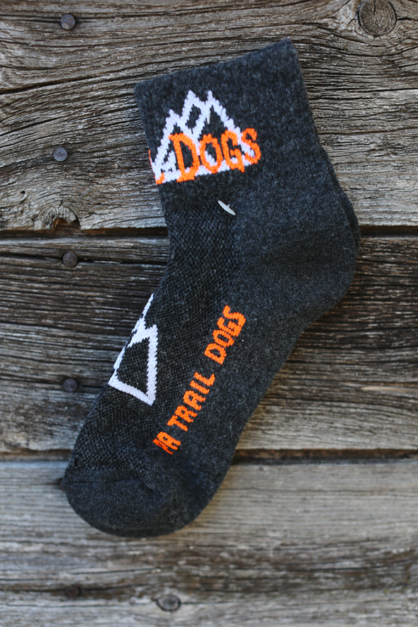 PA Trail Dogs Mid-Cut Mountain Socks - charcoal/orange